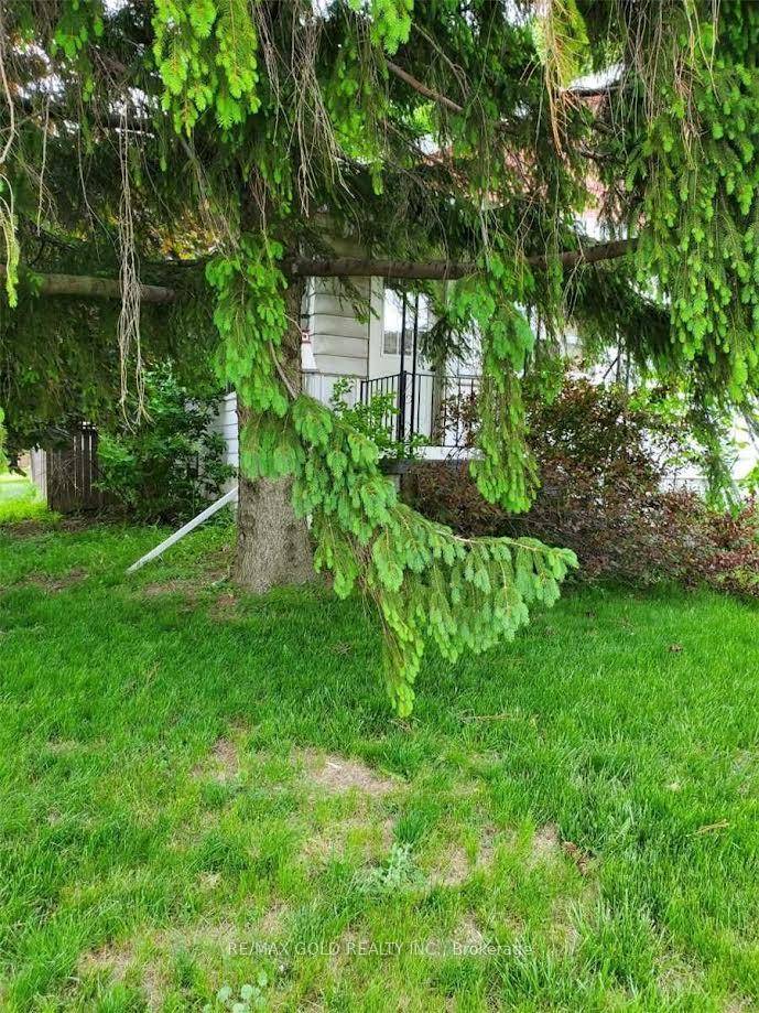 Great Opportunity For Investors And First Time Buyers !