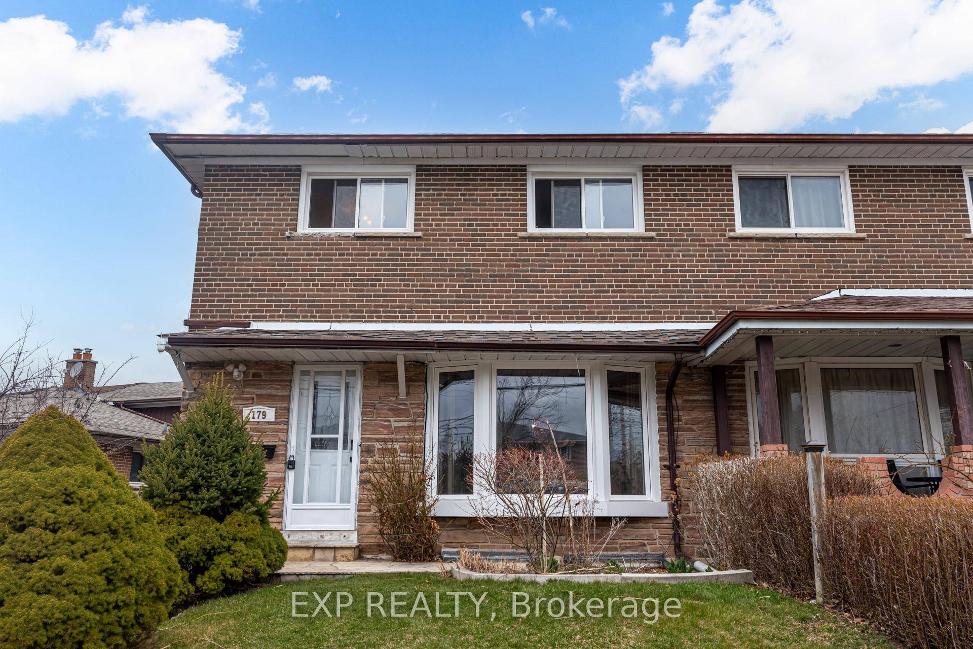 Welcome to this well maintained and sunlit residence, ideal for larger families seeking comfort and convenience.
