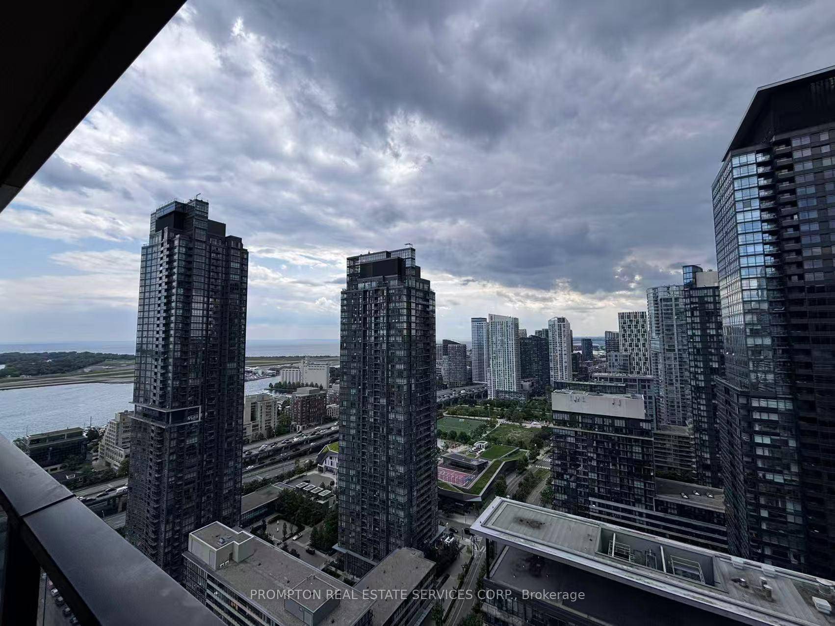 Brand New Luxury Condo at Concord Canada House Toronto Downtowns Newest Icon Beside CN Tower and Rogers Centre.