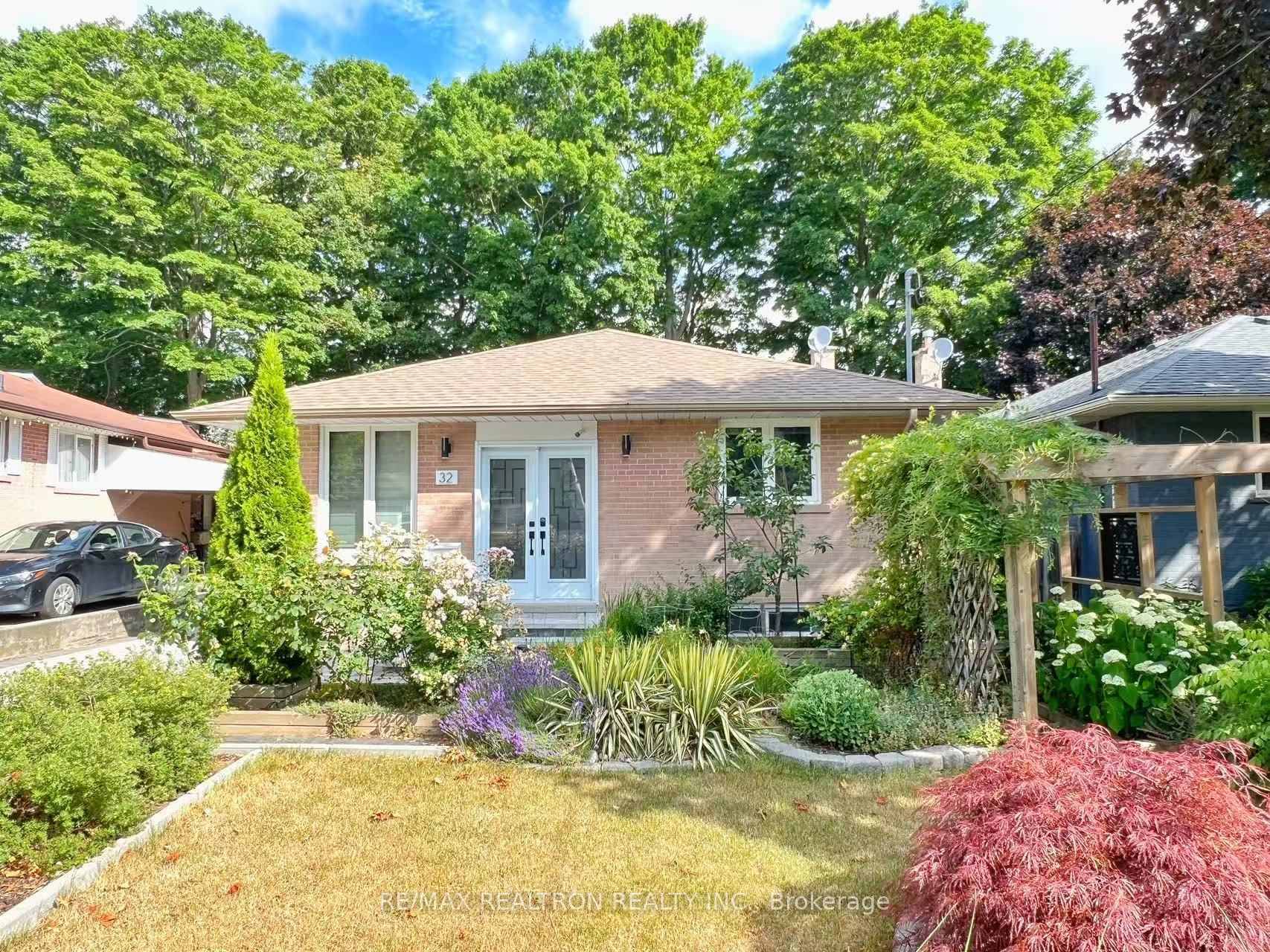 Stunning and Customized 2 1 Bedrooms Bungalow In Prestigious West Hill Area, 40' X 155' Lot.