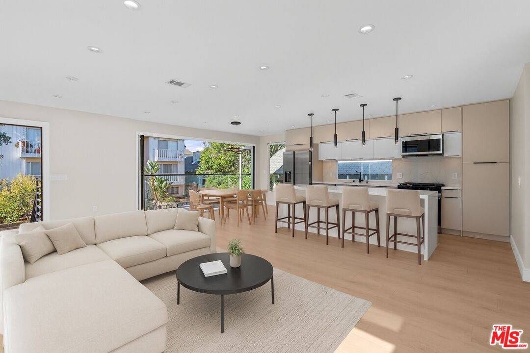 38  Paloma Ave 3BR Marina Del Rey La