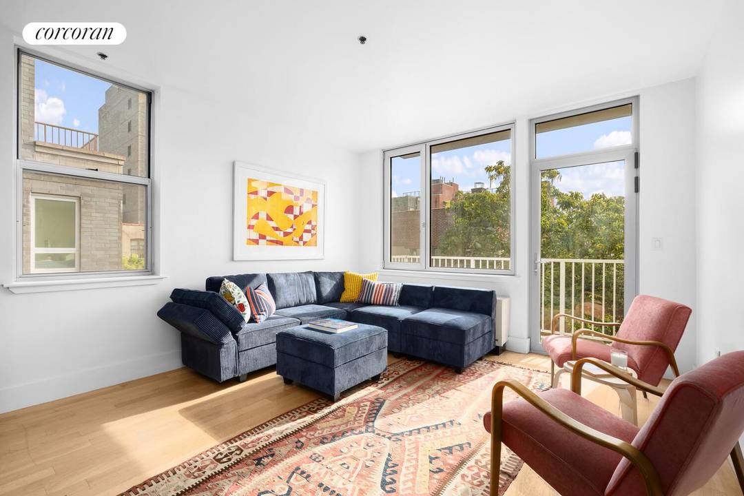 Welcome to 154 Attorney Street 603, a bright and modern 2 bedroom condo with a private balcony in the vibrant East Village Lower East Side.