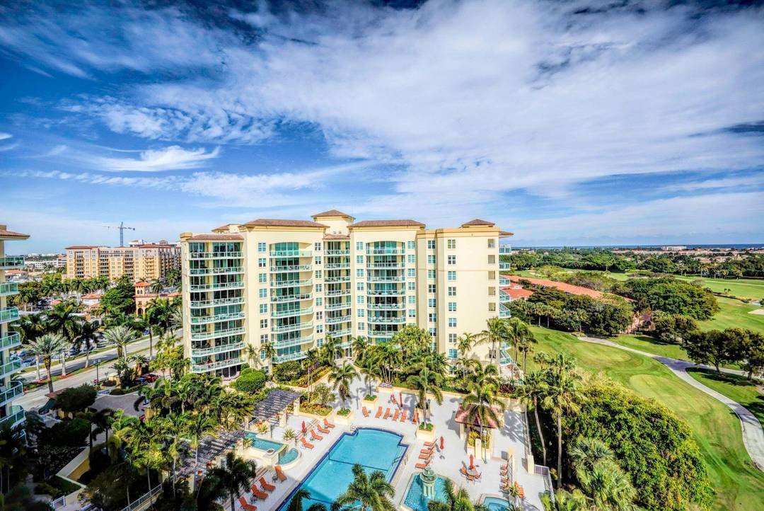 WELCOME TO 500 SE MIZNER BOULEVARD AND ENJOY THE BEST OF WHAT BOCA RATON HAS TO OFFER.