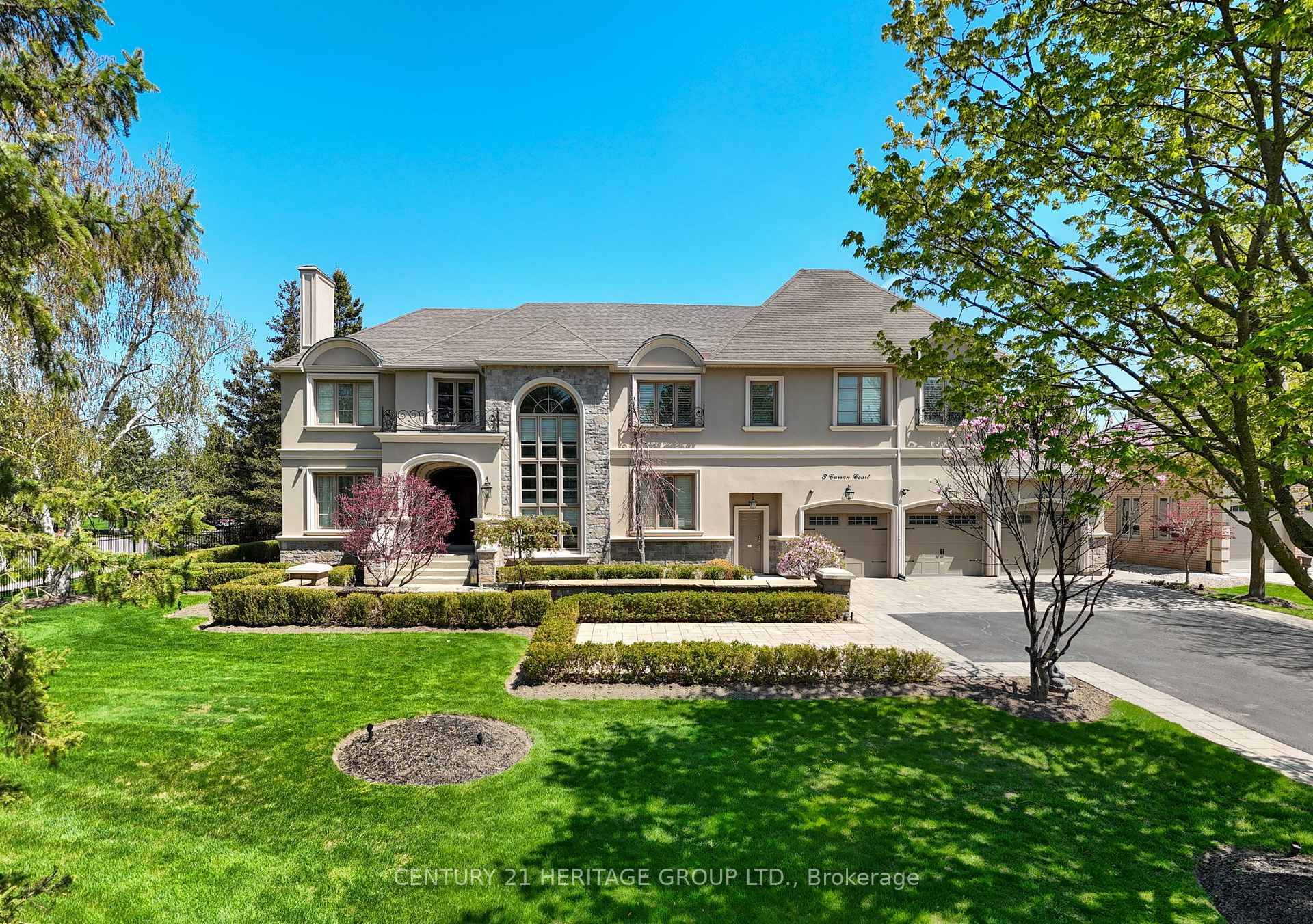 Welcome To A Truly Spectacular Grand Estate in One Of King City's Most Prestigious Neighborhoods !