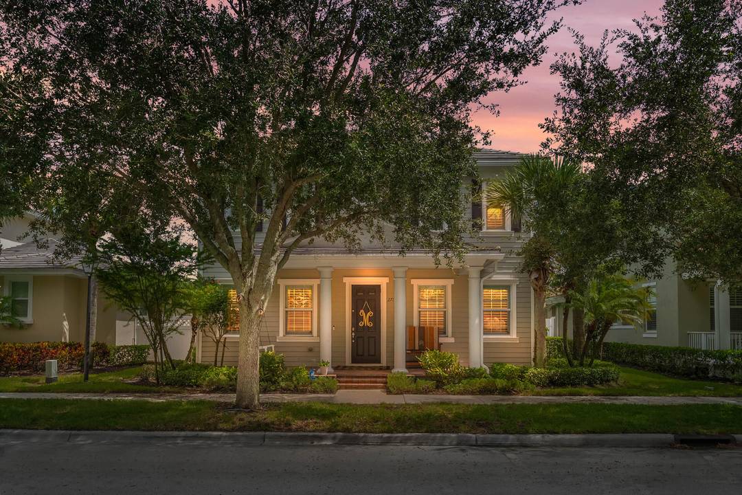 Completely renovated and move in ready, this stunning home in Windsor Park, one of Abacoa's newest and most sought after communities, blends modern luxury with everyday function.