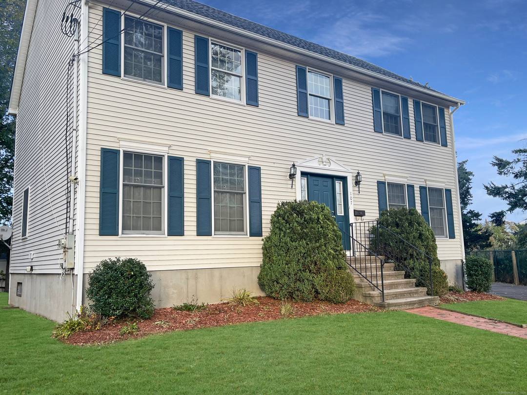 Prime Fairfield Beach Location !