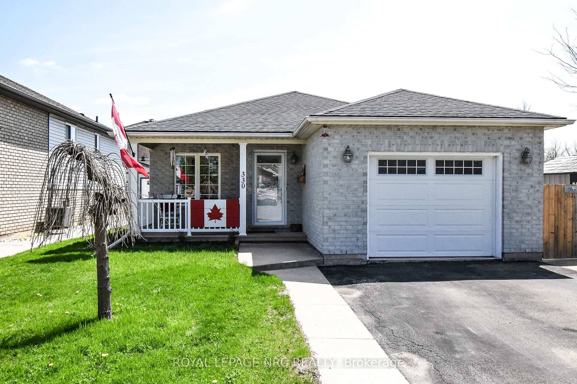 METICULOUS amp ; WELL CARED FOR 2 2 amp ; 2 FULL BATHS BUNGALOW COVERED FRONT PORCH amp ; ATTACHED SINGLEGARAGE WITH INSIDE ACCESS, NICE EAT IN KITCHEN, FULL FINISHED ...
