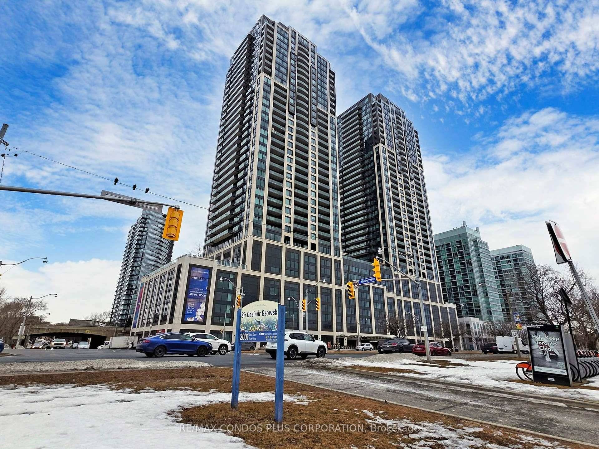 Mirabella Condos ! Bright amp ; spacious 1 bed den in Toronto's desirable High Park neighbourhood.