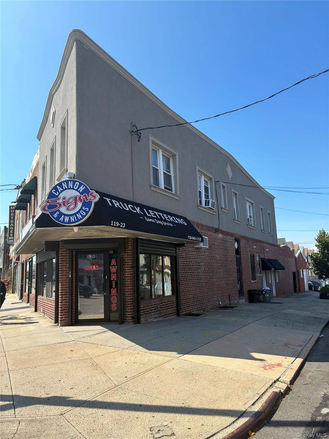 Spacious Commercial Open Space to Lease, Corner Property.
