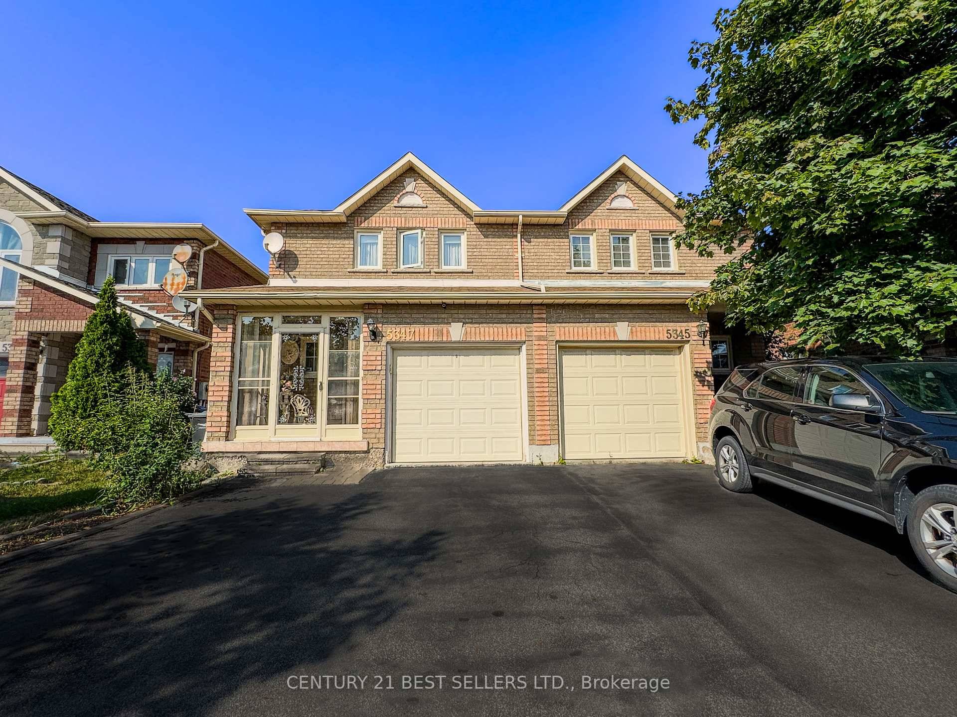 Charming Mississauga Semi Detached Your Perfect Starter Home and great bones for renovators !