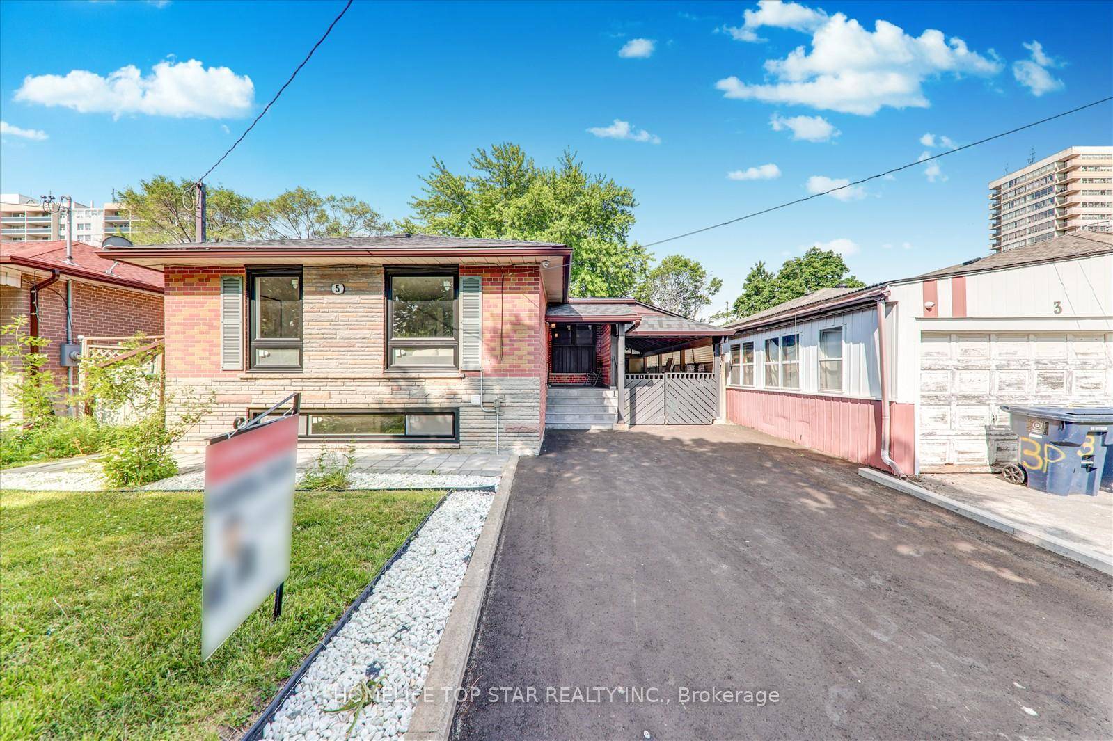 Fully Renovated Turnkey Gem with High Rental Potential Prime Scarborough Location Near UofT amp ; Centennial College Welcome to your dream home or next smart investment.