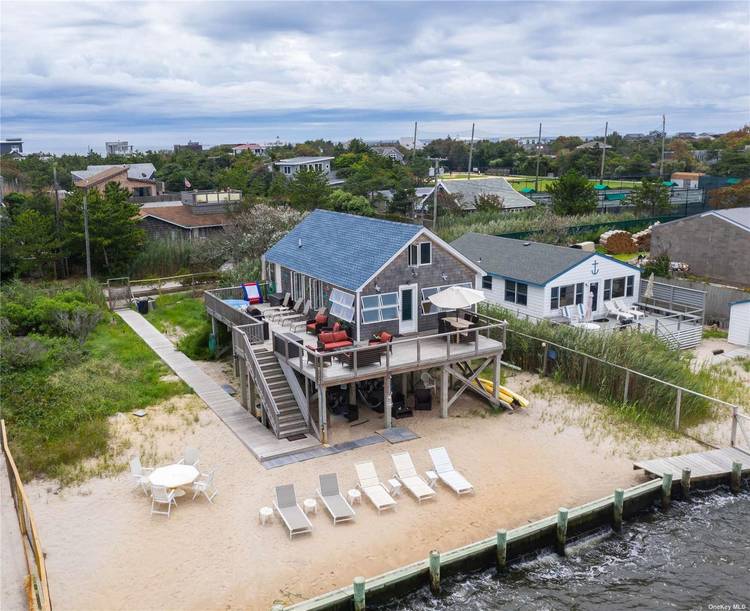 Experience Bayfront living at its finest !