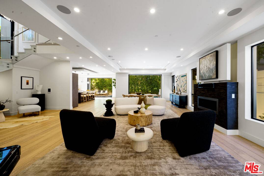6242   Drexel Ave 4.0 Beverly Grove LA