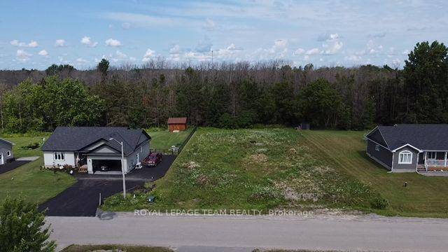 Last building lot for sale on Albert St in the Johnstown Subdivision.