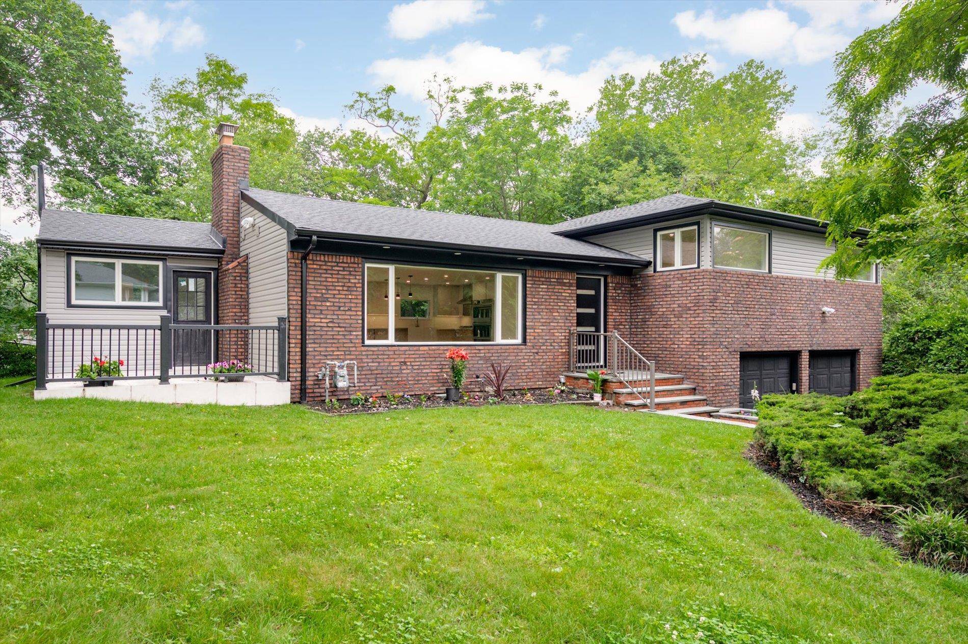 Turnkey home with style !