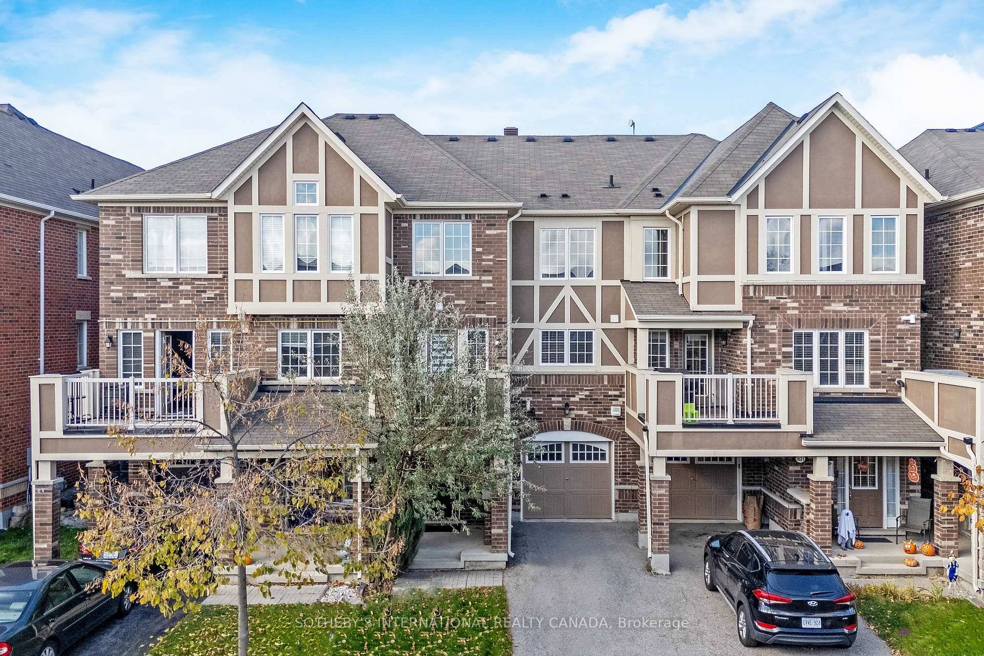 Welcome to 1619 Gainer Crescent, in the heart of the Clarke neighbourhood in Milton.