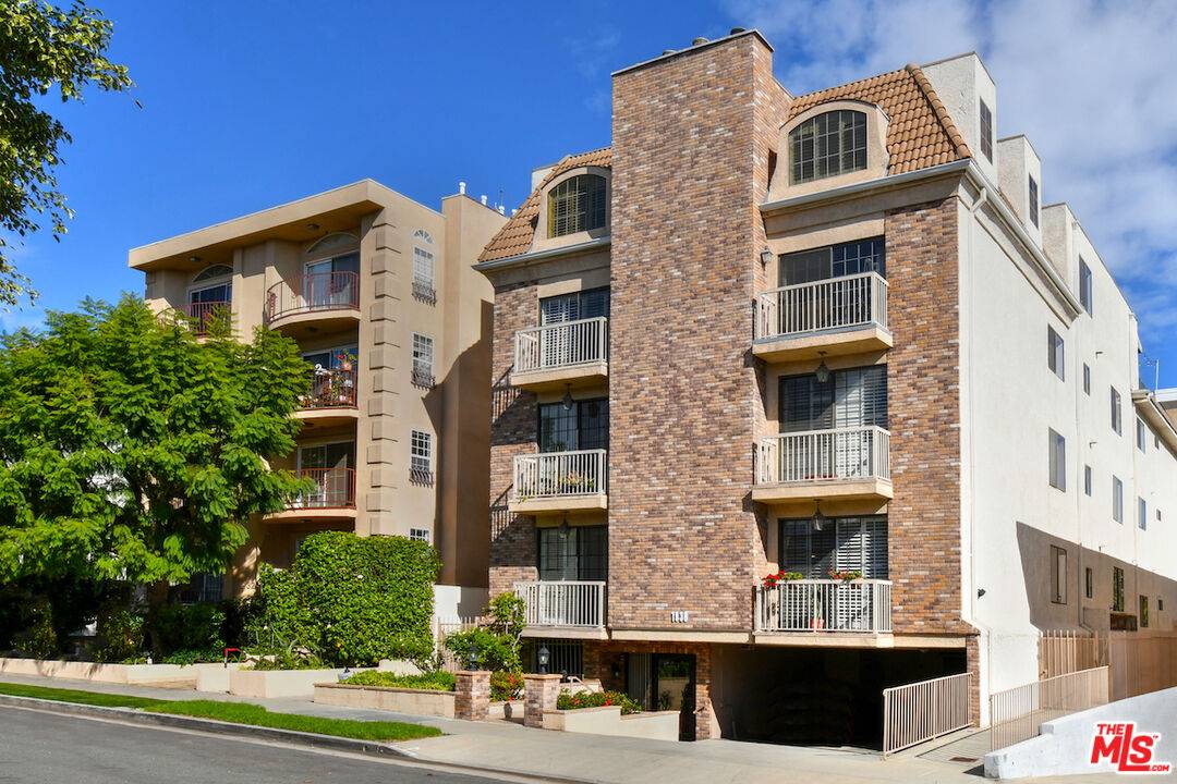 1936 Pelham Ave 3BR Beverlywood La