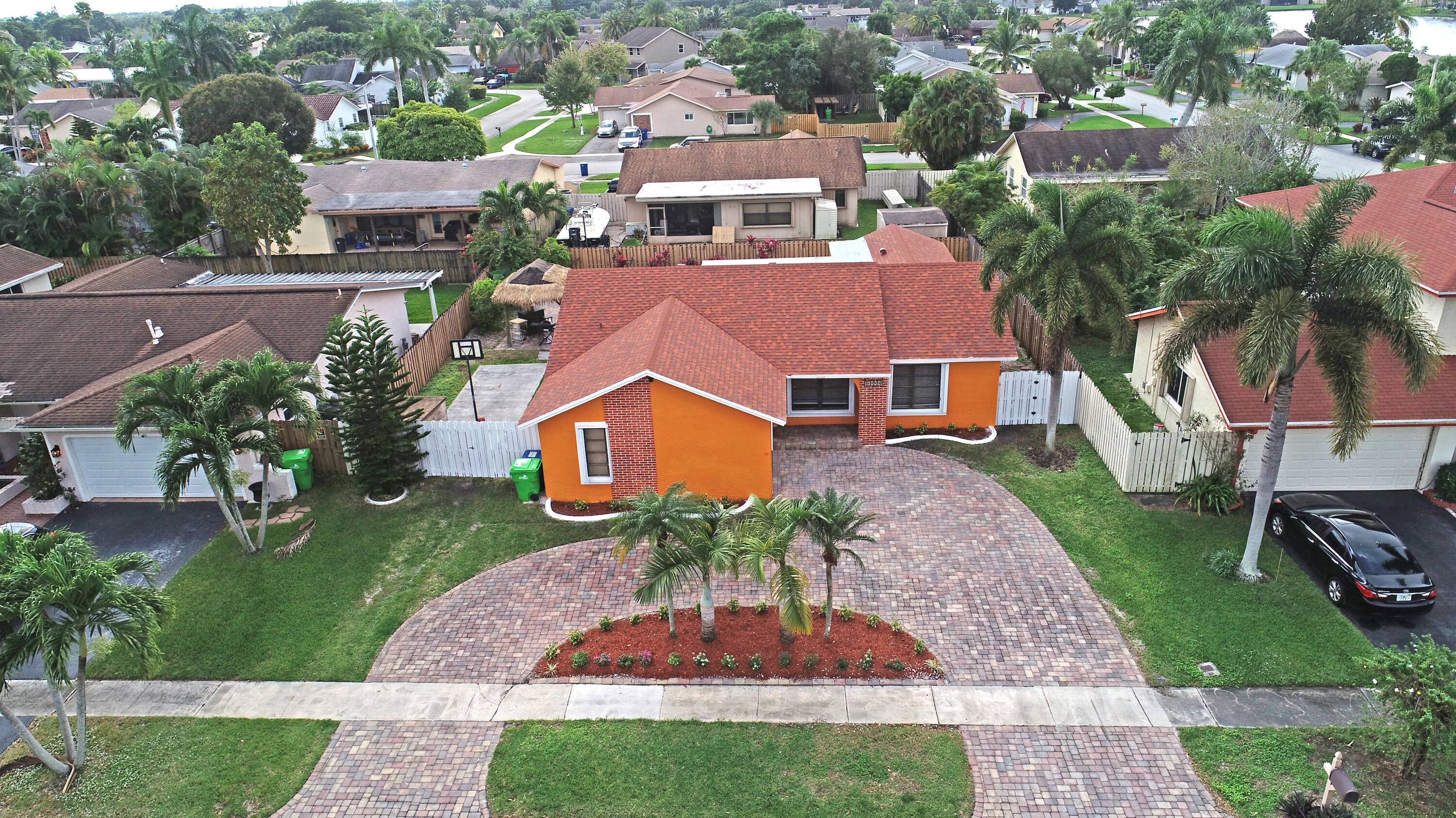 Seasonal Rental. Available Month to Month.