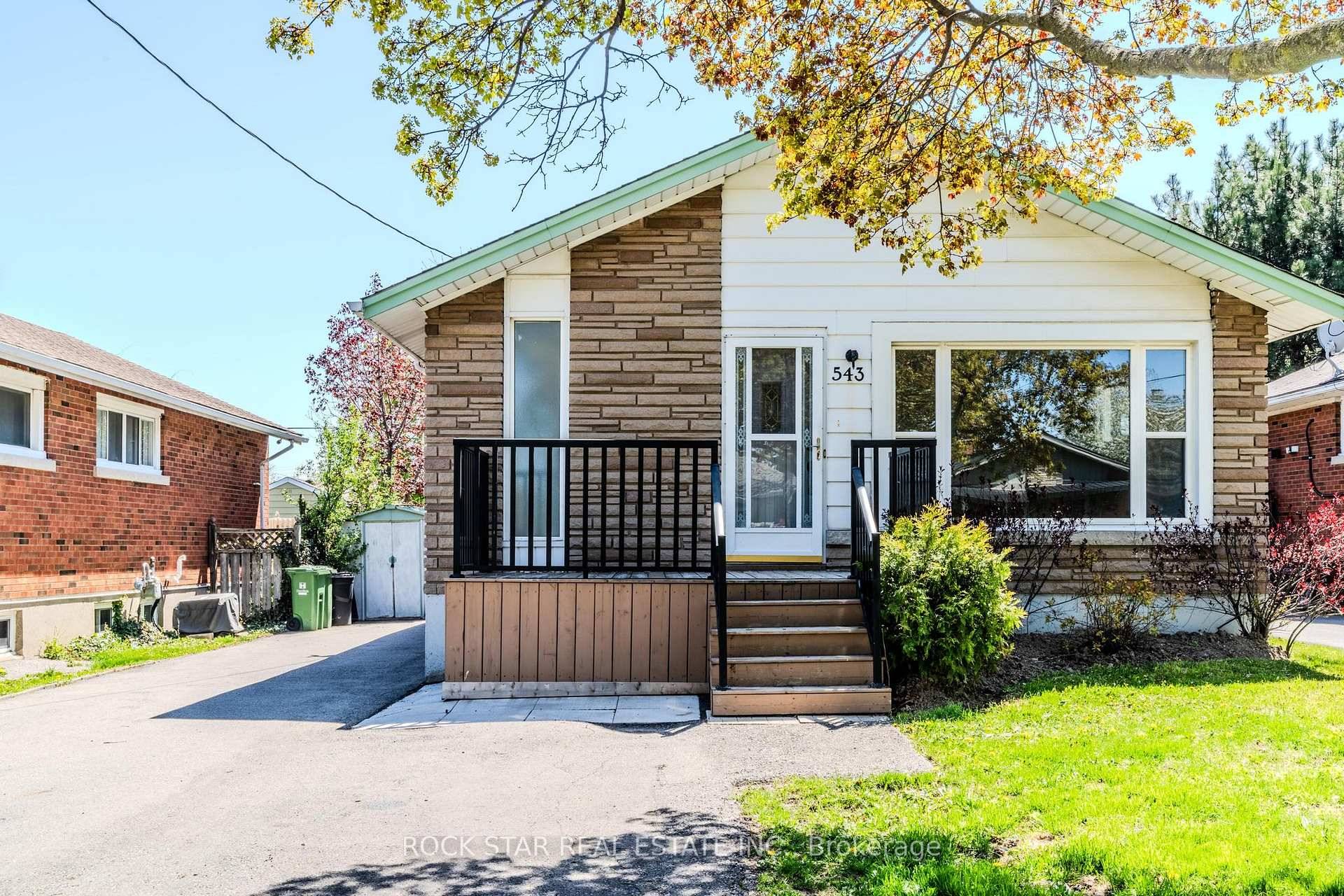 Public Discover the perfect blend of style, functionality, and income potential in this fully vacant amp ; modernized Mountain Bungalow.