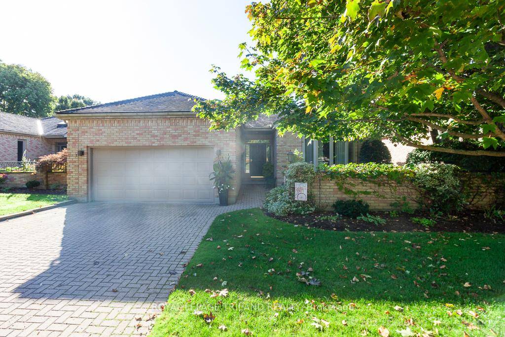 Experience refined living in one of Londons most prestigious enclaves with this superb luxury detached condo in Hazel Lanes.