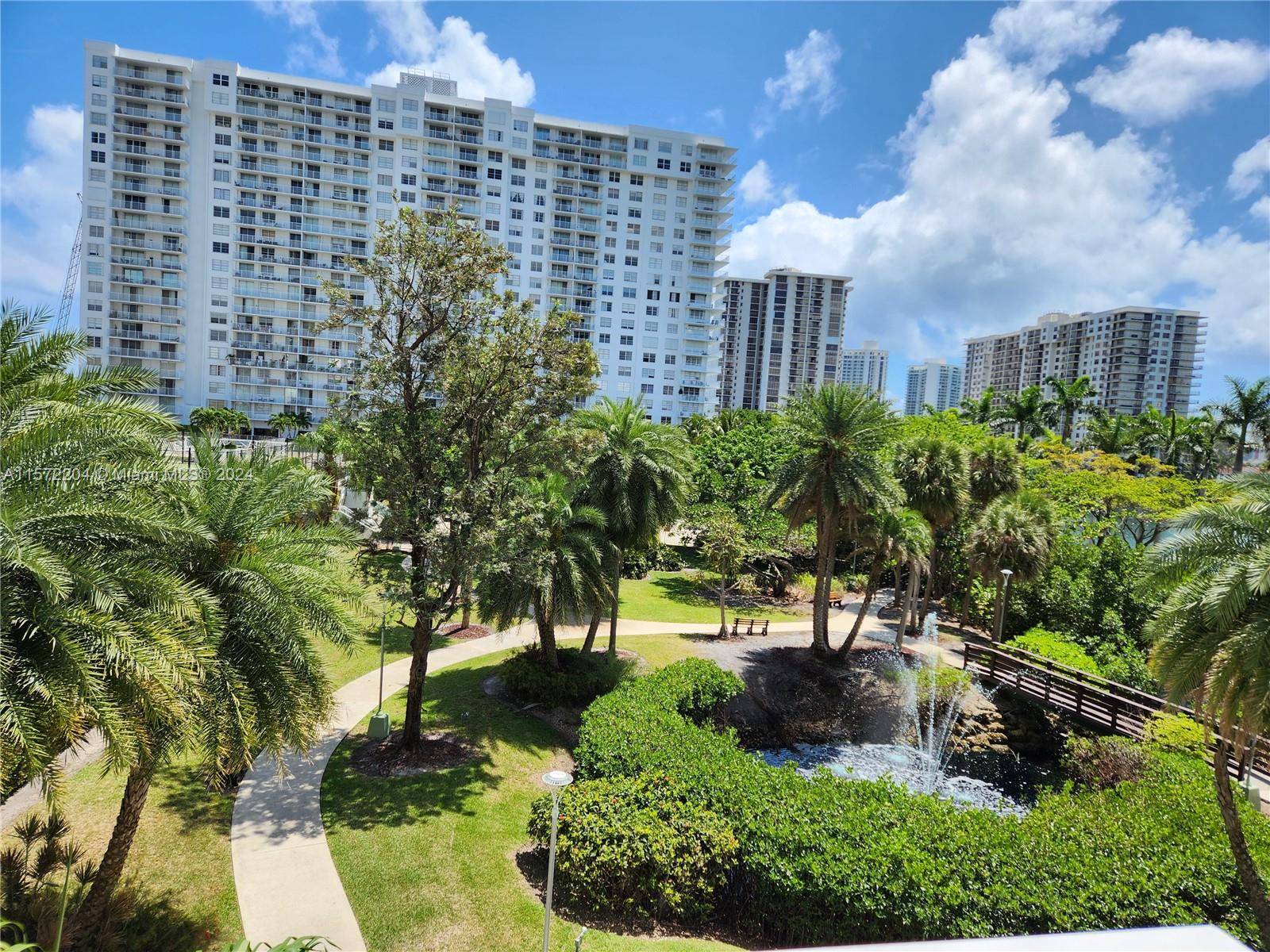 LUXURIOUS AND FULLY REMODELED 2 BED CONVERTED 1 BED WITH LOW HOA AND WITH THE BEAUTIFUL GARDEN VIEW.