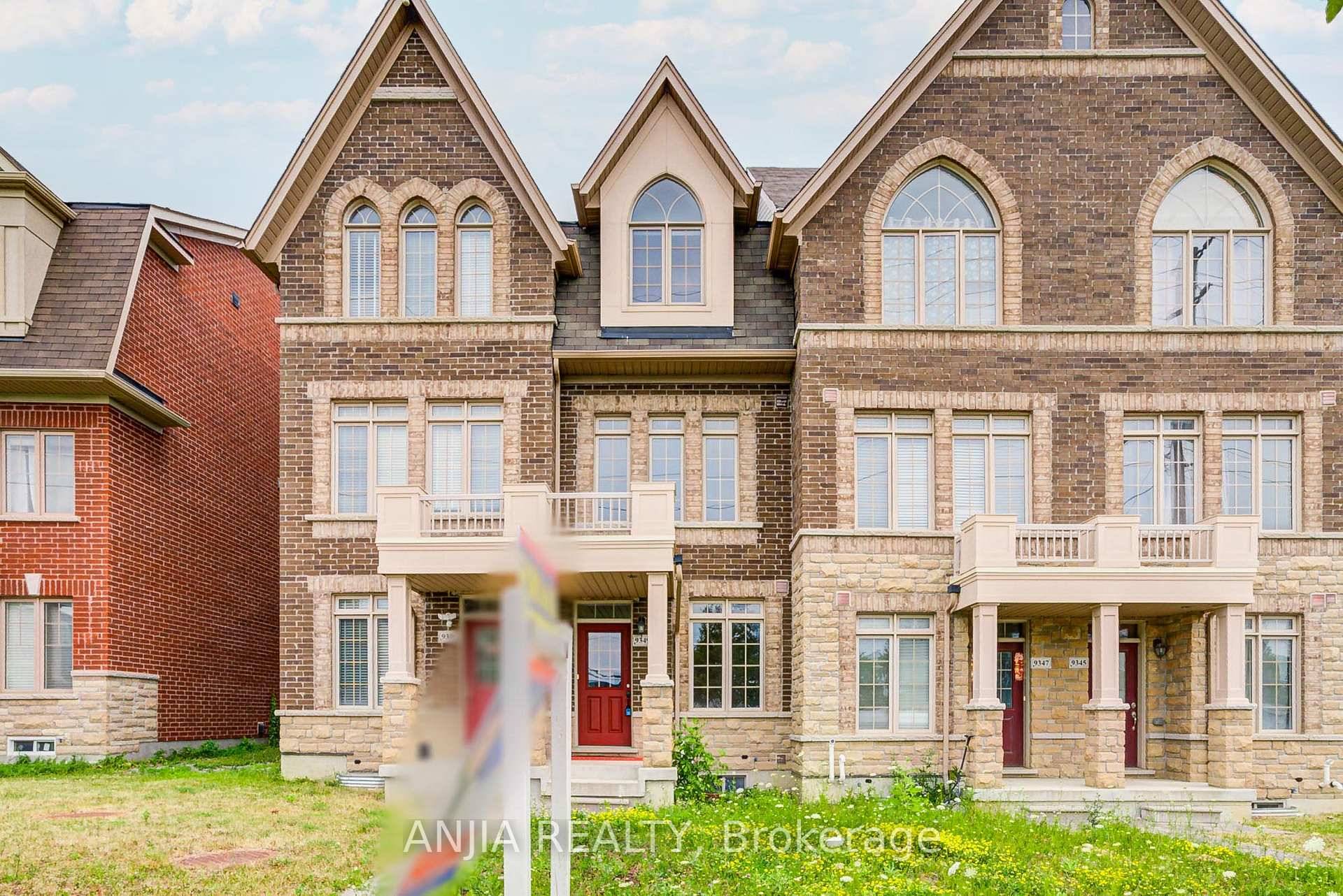 Sought after Freehold Townhouse in Berczy Community.