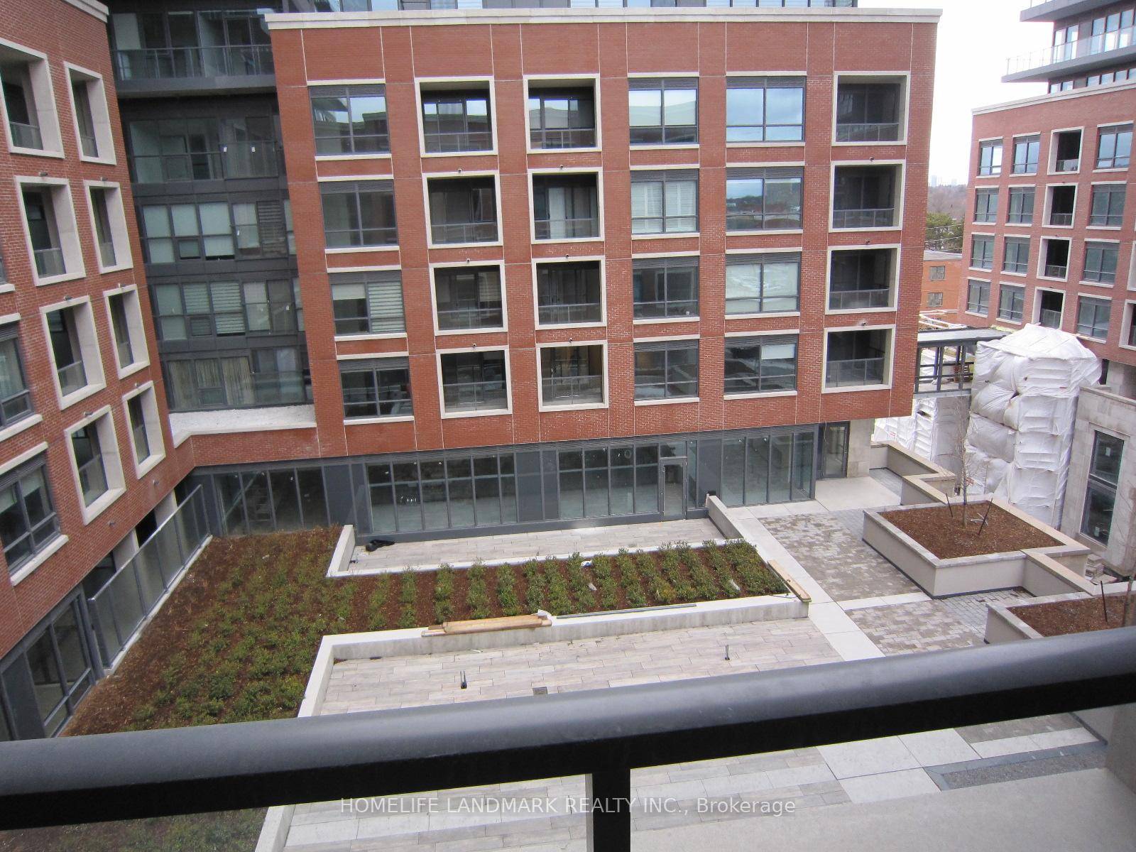 Near New Luxury Condo Around Leaside Area.
