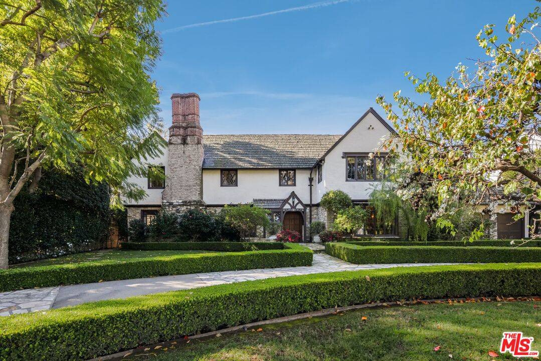 717 N Alpine Dr 5BR Beverly Hills Post Office | B.H.P.O. La