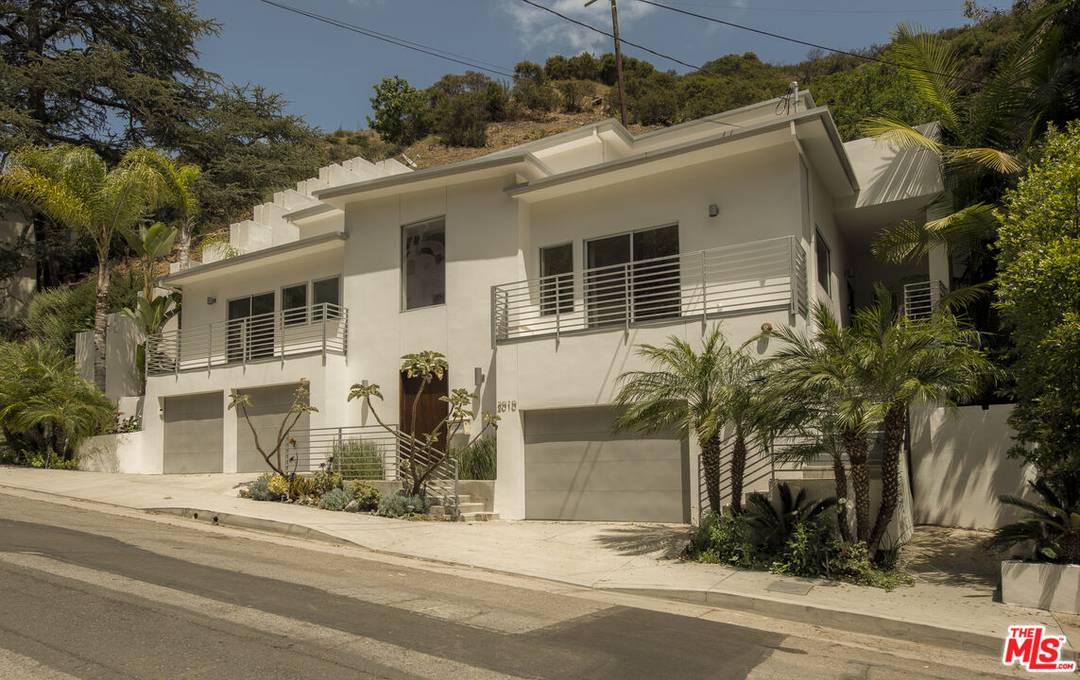 2010  N Curson Ave 3BR Hollywood Hills East La