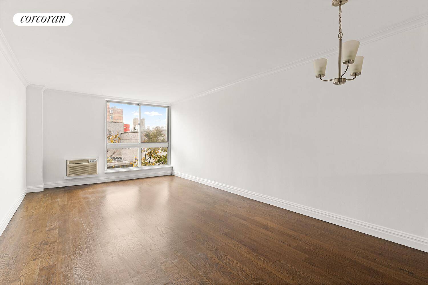 Apartment 643 at 625 Main Street is a spacious and serene oversized 1 bedroom, 1 bathroom home that offers a perfect escape from the hustle and bustle of city life.
