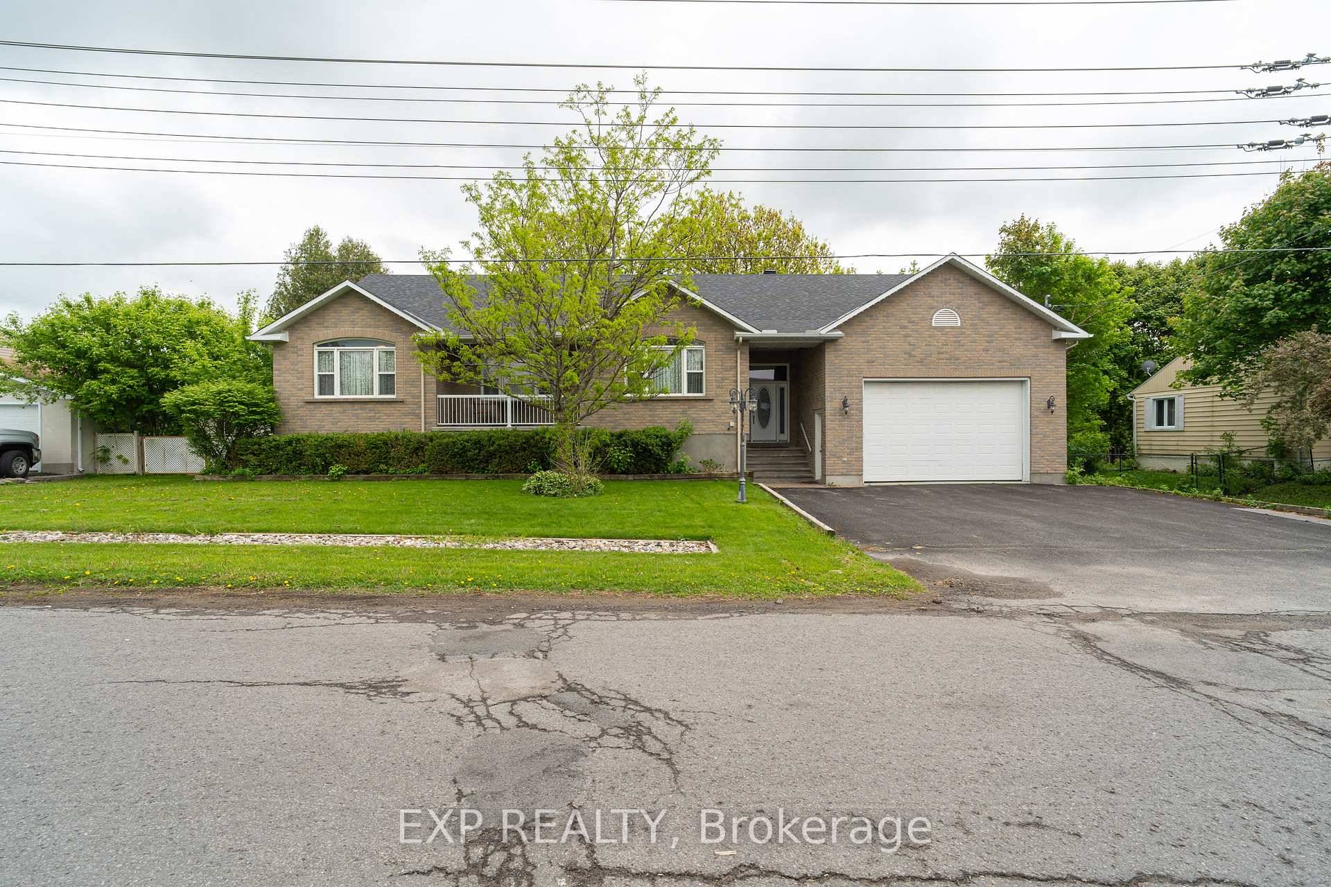 Nestled in a peaceful and established neighborhood, this beautifully maintained detached raised bungalow offers the perfect blend of style, comfort, and functionality.