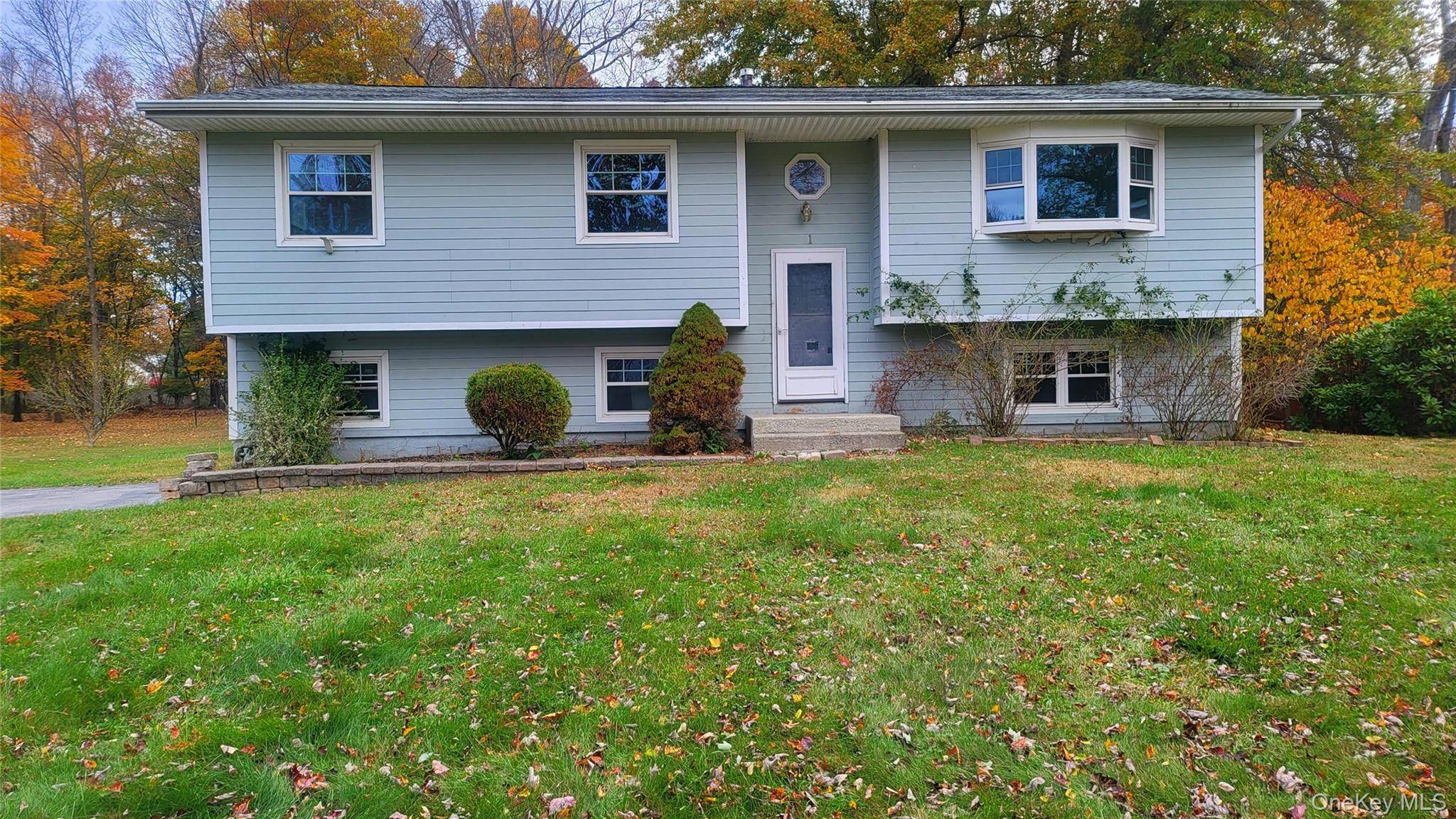 Lovely Pet Friendly, 3 bedroom, 2 full bathroom home for rent in the Town of Poughkeepsie with Wappingers Schools.