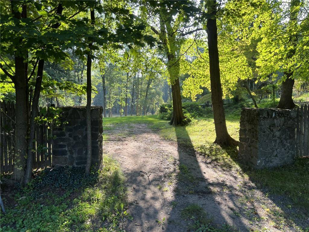 Approved 2. 7 acre building lot in Snedens Landing, located next to one of the Landing's most historic properties, The Big House.