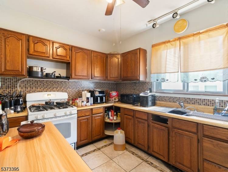 98 Ashland avenue is now a Fixer upper that is up for grabs.