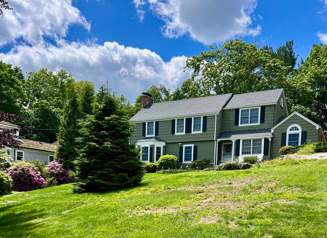 The Connecticut coastal lifestyle awaits you an incredible opportunity to live in Darien on the Five Mile River Road across the street from the water !