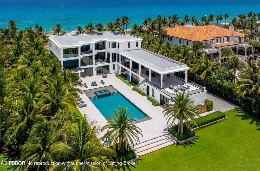 1660 South Ocean, an estate that captures the epitome of private resort living in South Florida, is a singular contemporary masterpiece in Manalapan's highly coveted Estate Section.