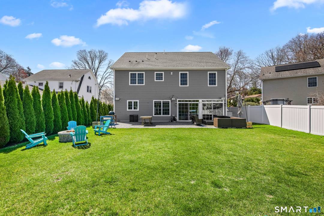 Sun filled colonial offering 3, 797 square feet of bright, comfortable living just minutes from downtown Stamford restaurants, nightlife, and Metro North and Amtrak trains.