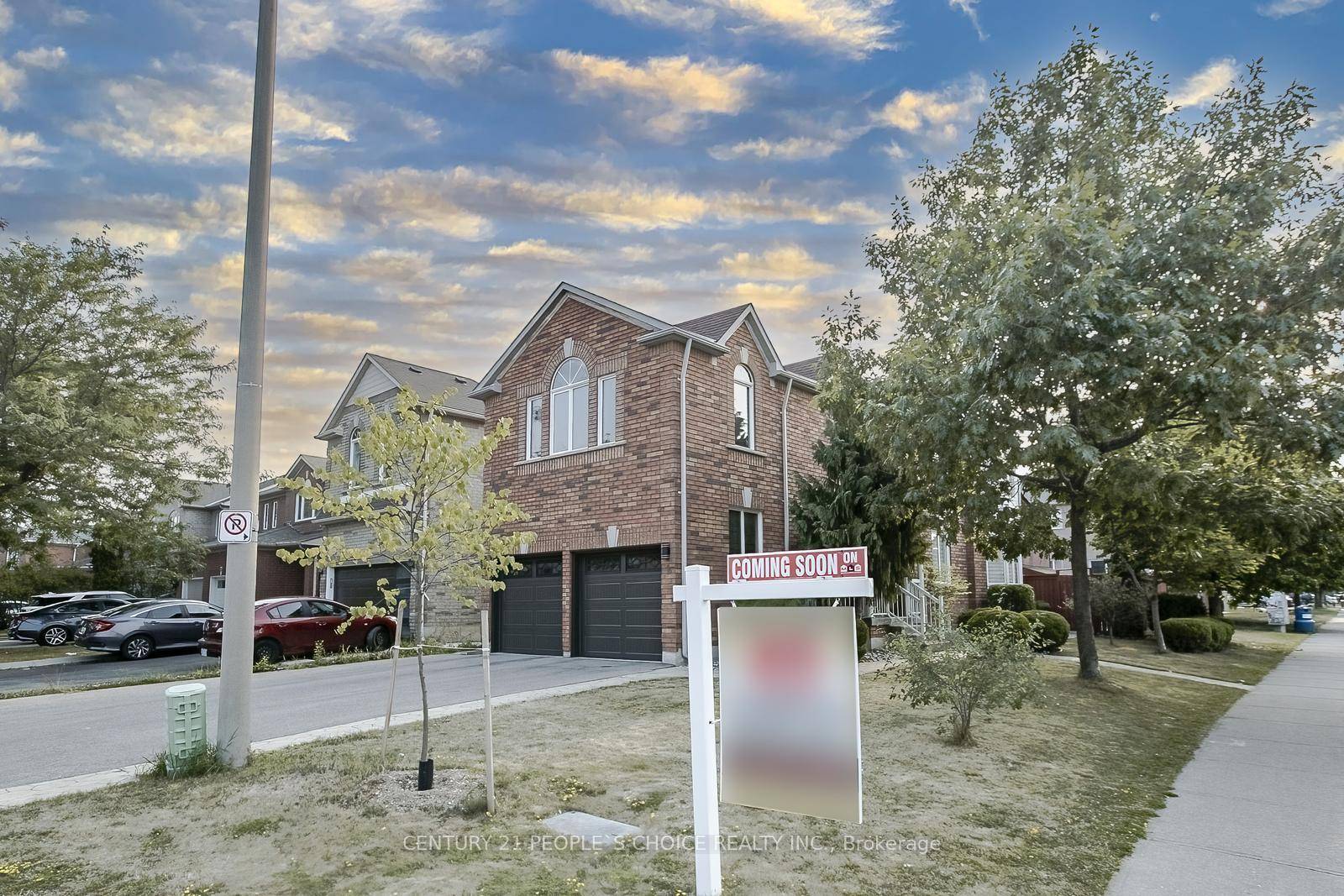 Beautiful well maintained Original owner, corner house, 48.