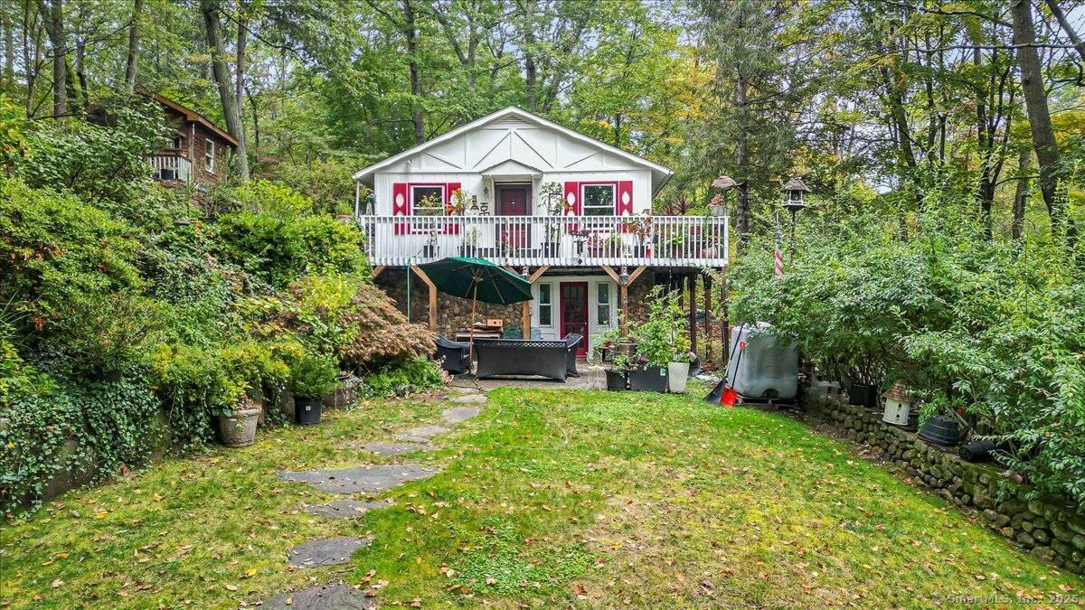 Buildable Land ! Come see this could be 4 6 bed property on 2.