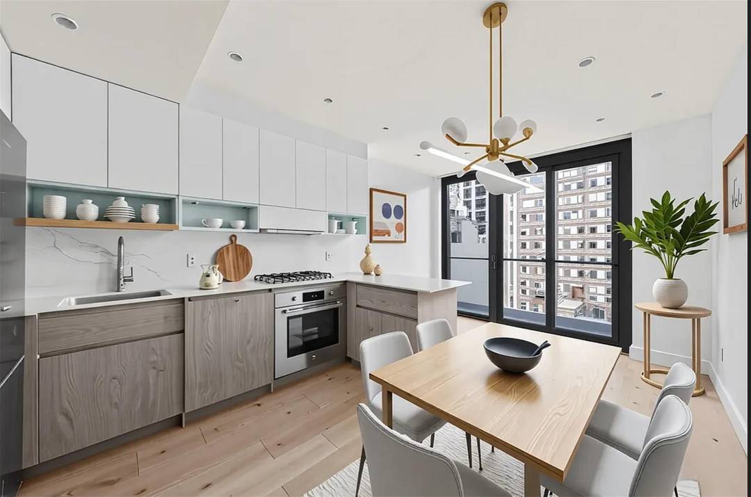 Please note The apartment is currently occupied by an excellent tenant who always pays rent on time and keeps the unit in great condition.