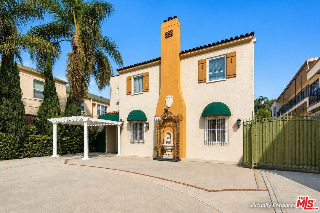 826   Crenshaw Blvd 5BR Hancock Park La