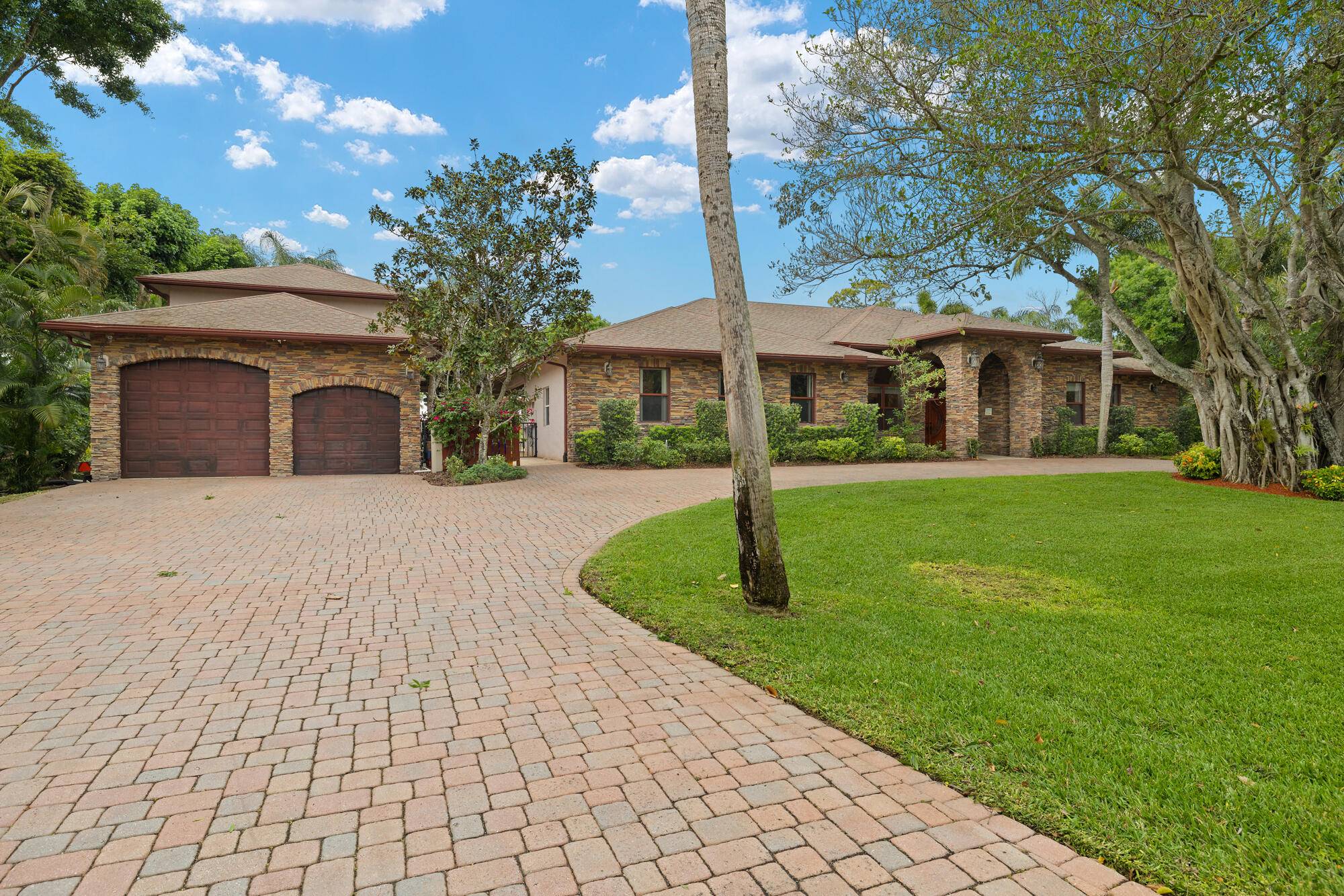 A home that stands apart from the rest with the perfect blend of country living and modern convenience.