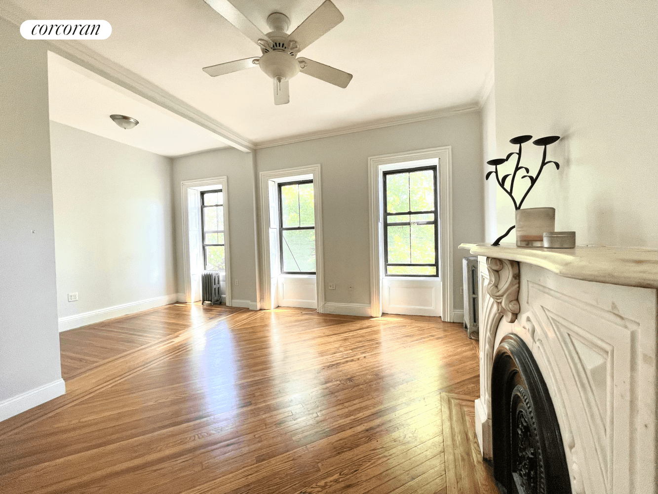 GORGEOUS, amazingly SPACIOUS 1bedroom full floor unit in beautiful Brooklyn brownstone townhome, located in prime Bedstuy location.