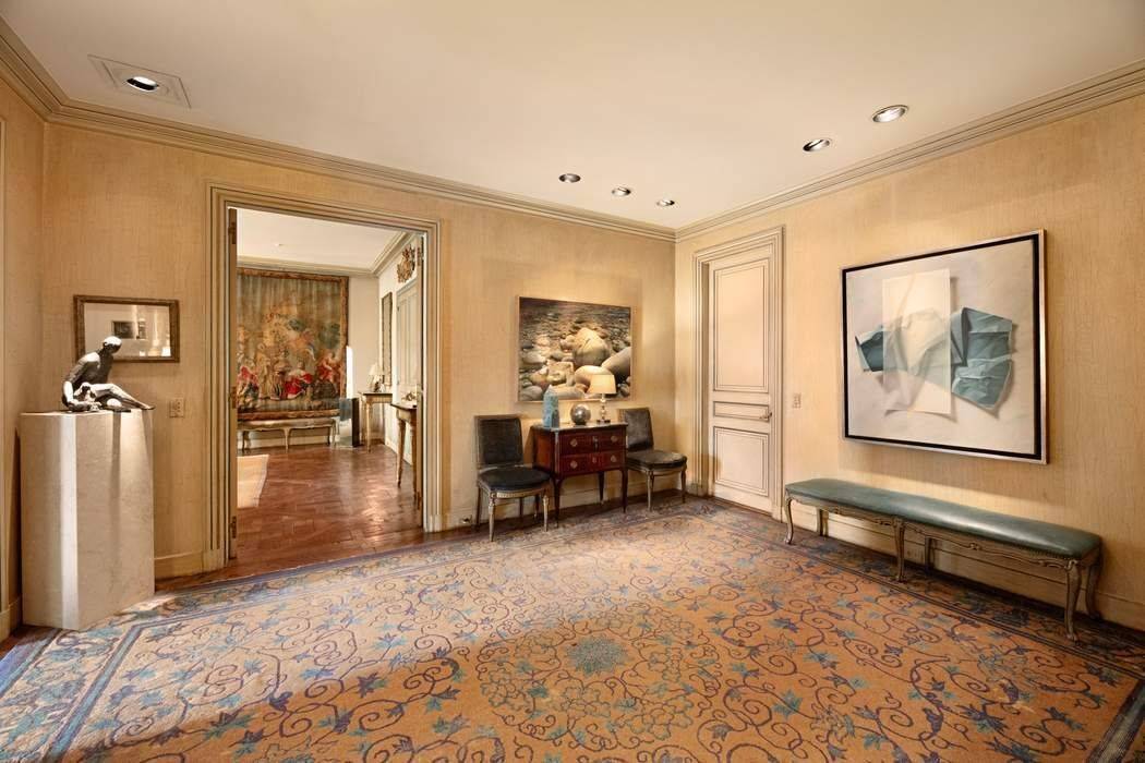 Please note that showings commence on Monday, November 10th.