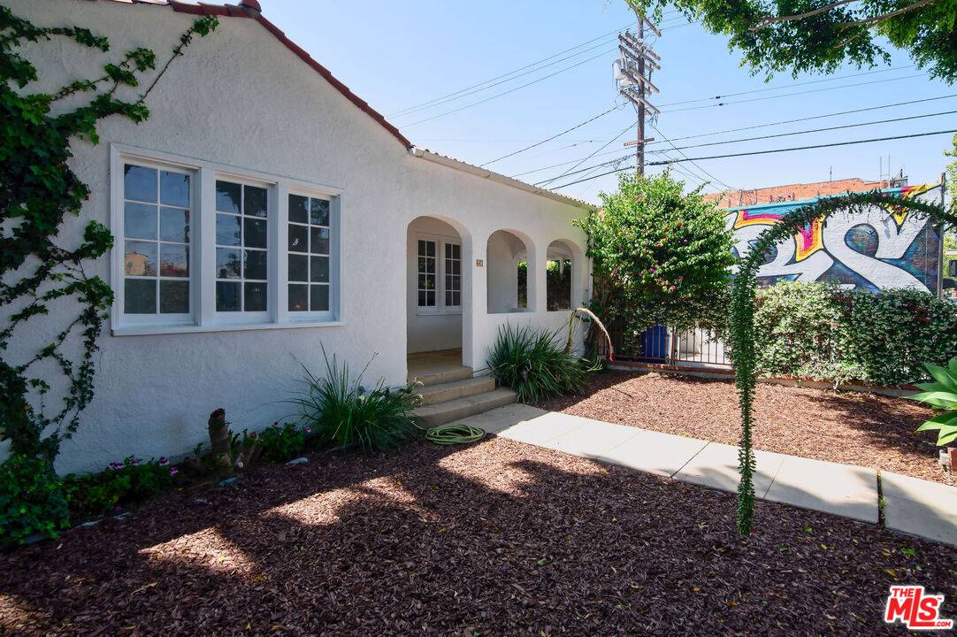 641  N Martel Ave 4BR Hancock Park La