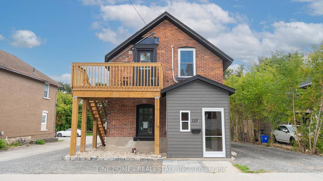 For Lease ! Stunning, fully renovated 2 bedroom unit at 119 Albert St S in the heart of Orillia.