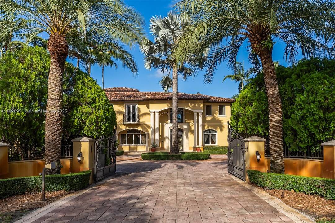 Mediterranean Masterpiece in Pinecrest !