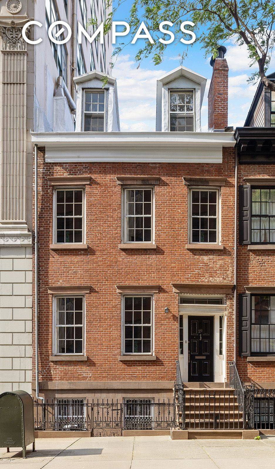 A distinguished member of the original set of Federal style houses making up the Charlton King Vandam Historic District, 29 Vandam Street dates back to the neighborhood's original residential development ...