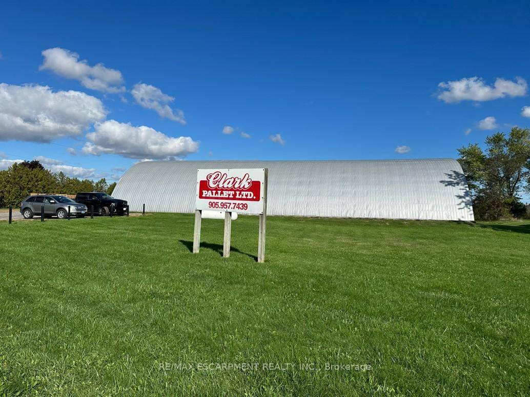Discover the potential of this versatile Quonset style industrial building, formerly home to Clark Pallet.