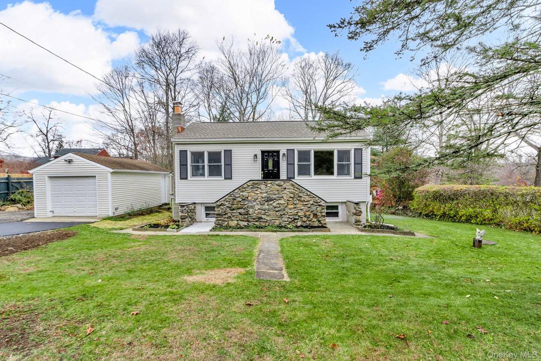 Discover your perfect rental retreat in this beautifully renovated two bedroom, two bathroom cottage located in the heart of Paterson, NY.